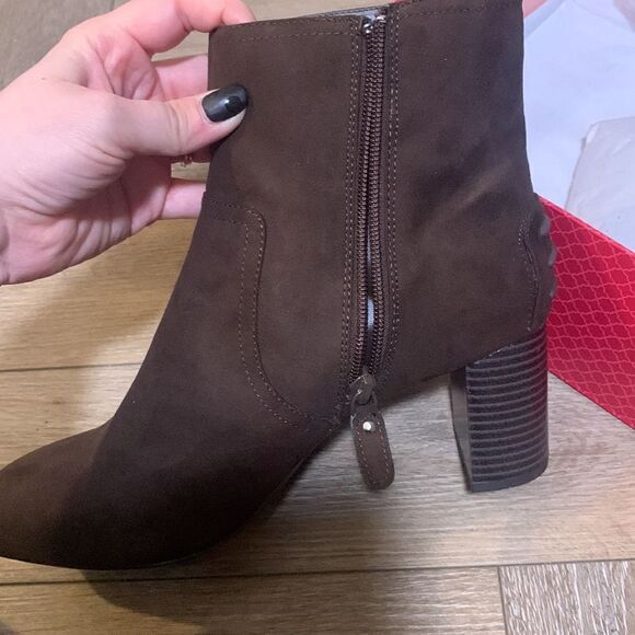 NIB Kelly & Katie Sottano Booties - Picture 6 of 6